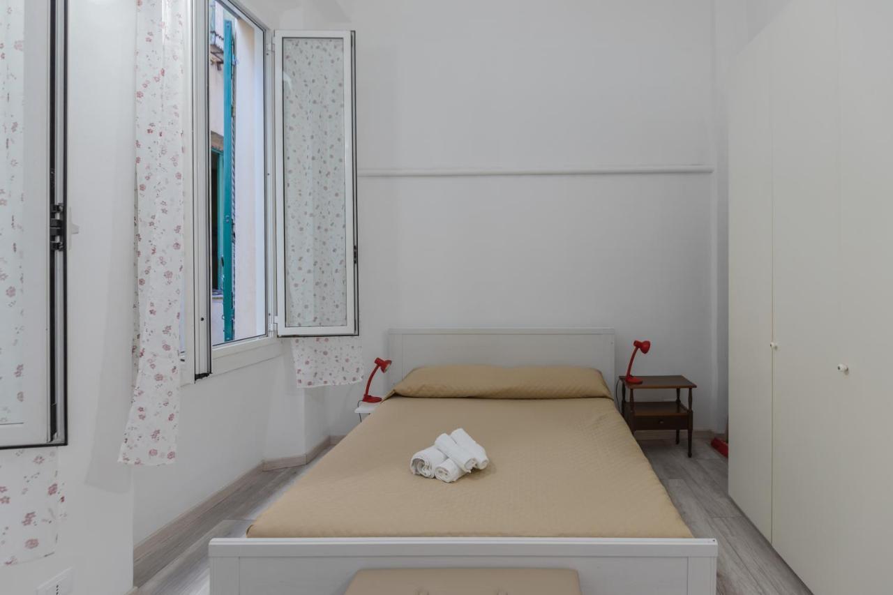 Appartamento Mattoni Rossi - Affitti Brevi Italia Génova Exterior foto